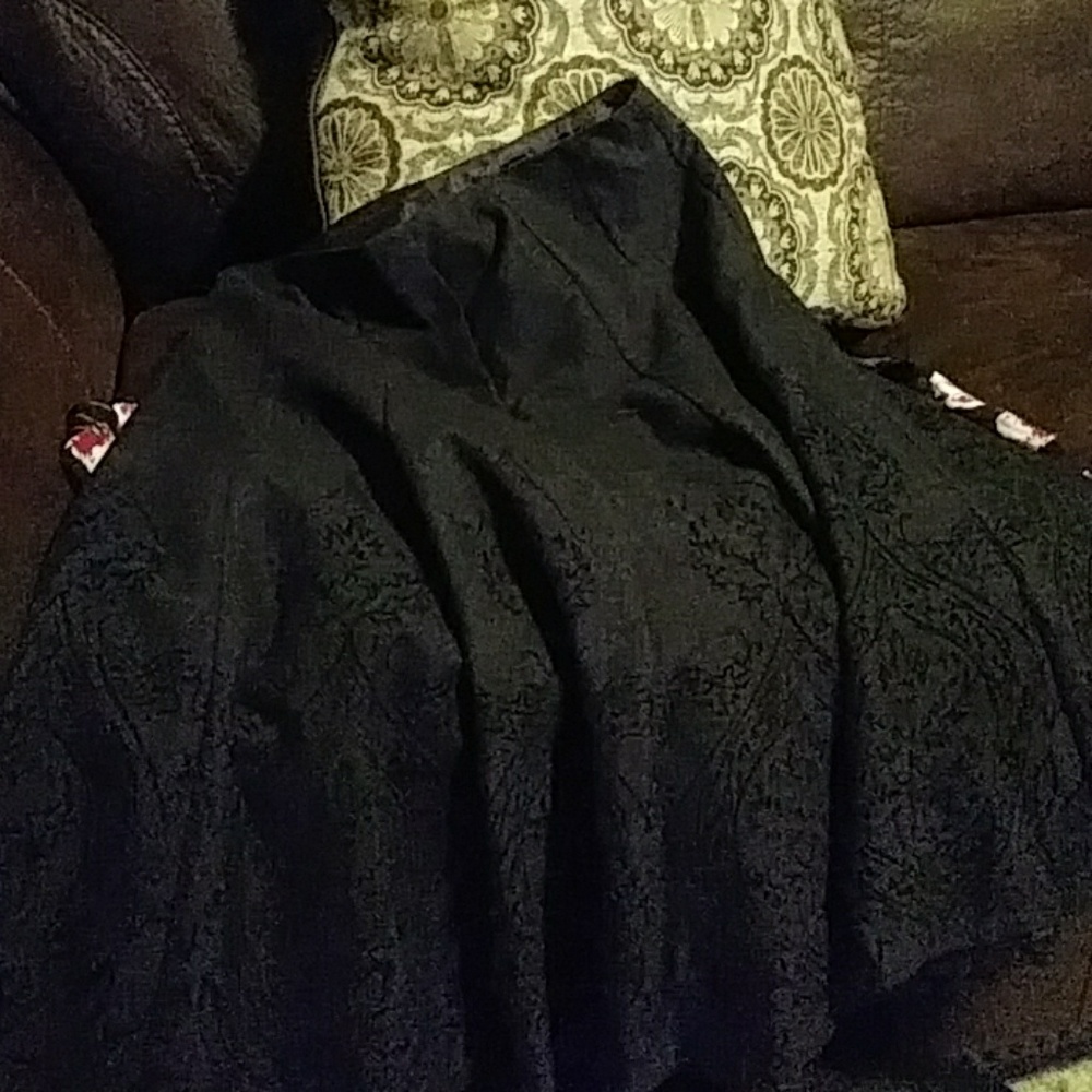 Gray pleaded skirt